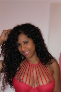 Escort Modello Kahina, Cagliari id2337